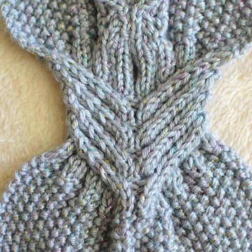 Banyan Leaf Scarf ( Stay On Scarflette )