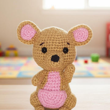 Mini Mom Kangaroo Amigurumi