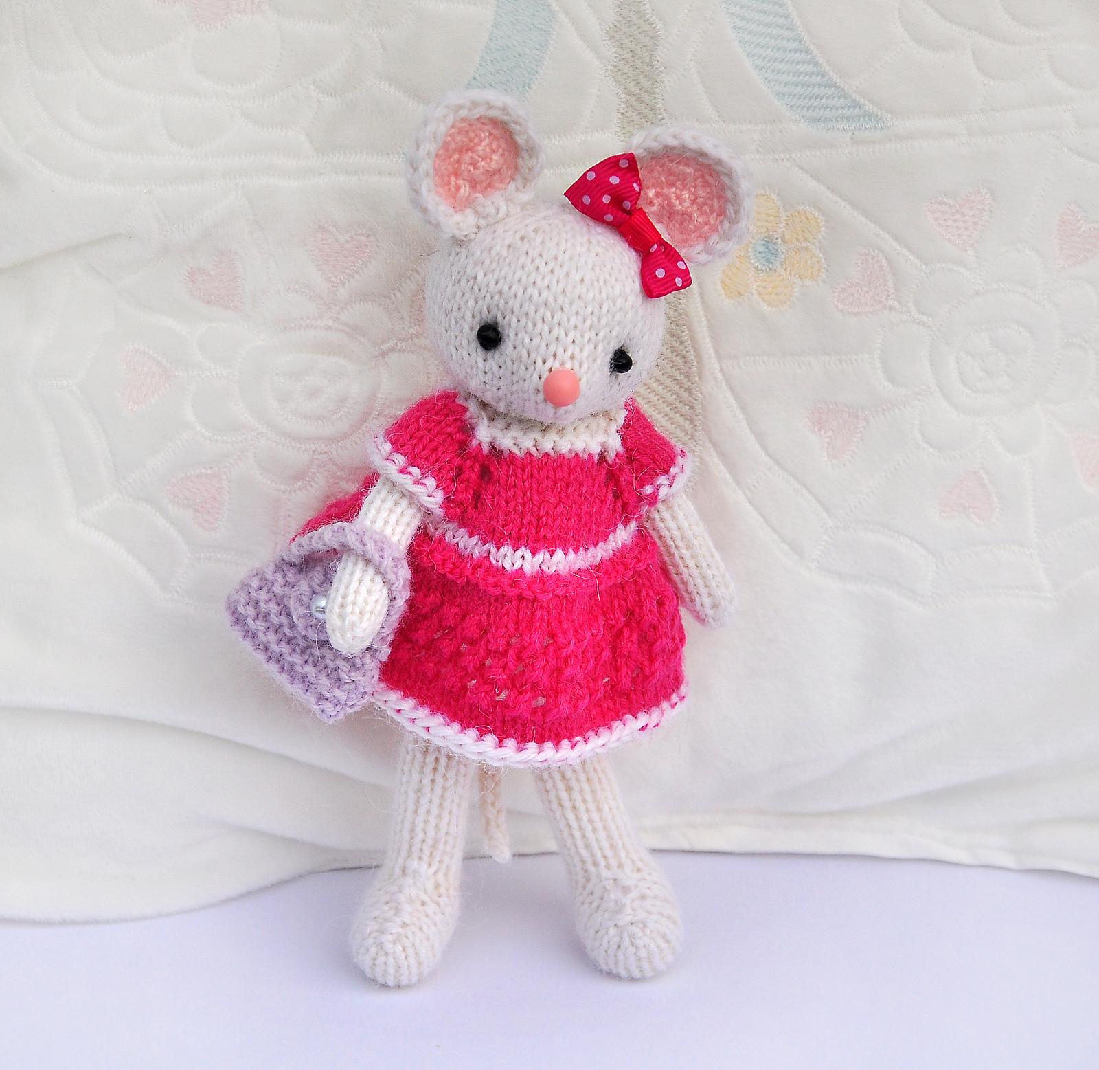 Little girl mouse Lilly
