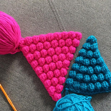 Bobble stitch triangle