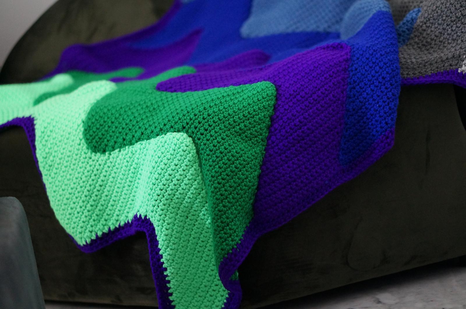 Wavy blanket