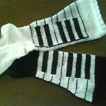 Dueling Piano Socks