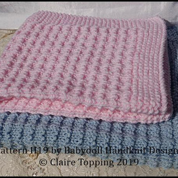 Simple waffle style blanket in two sizes and car seat blanket