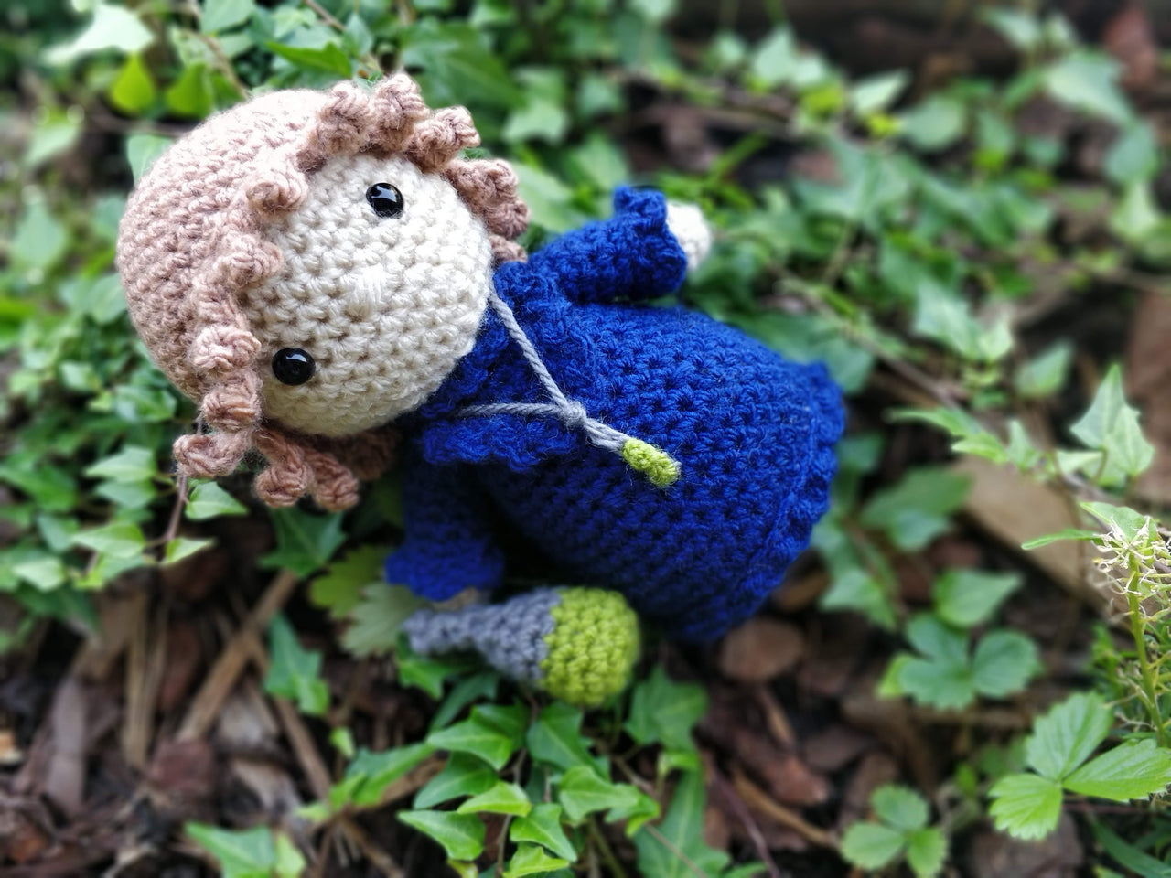 Marie Curie crochet Amigurumi