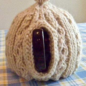 Cable & Rib Tea Cozy