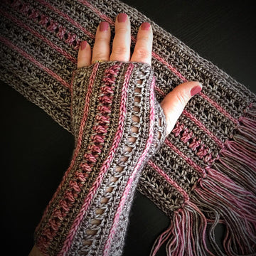 Traces Wristies