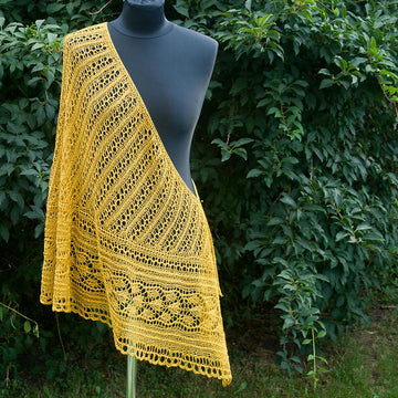 Golden TripleLeaf Shawl