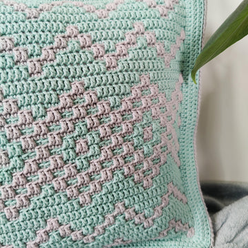 Dainty Diamond Pillow