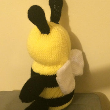 Cuddly Bumble Bee Pattern