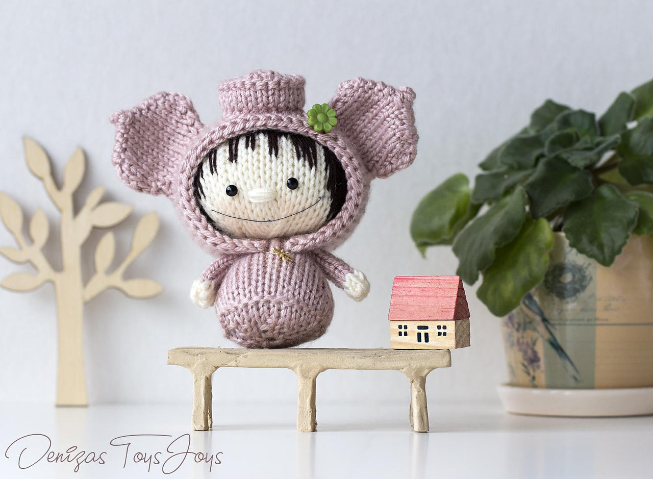 Piggy Tanoshi Doll