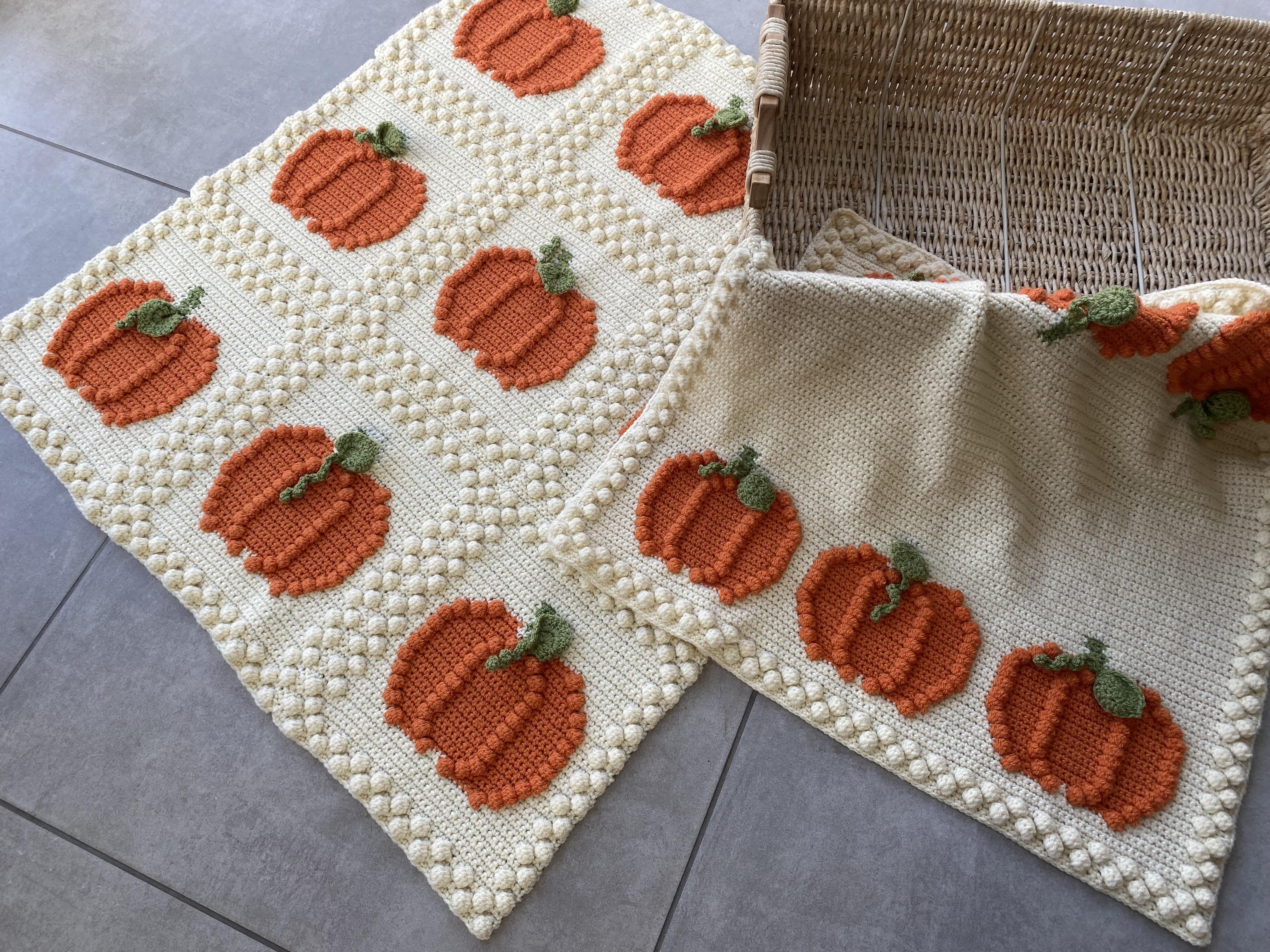 2-in-1 Crochet Autumn Fall Pumpkin Throw Blanket