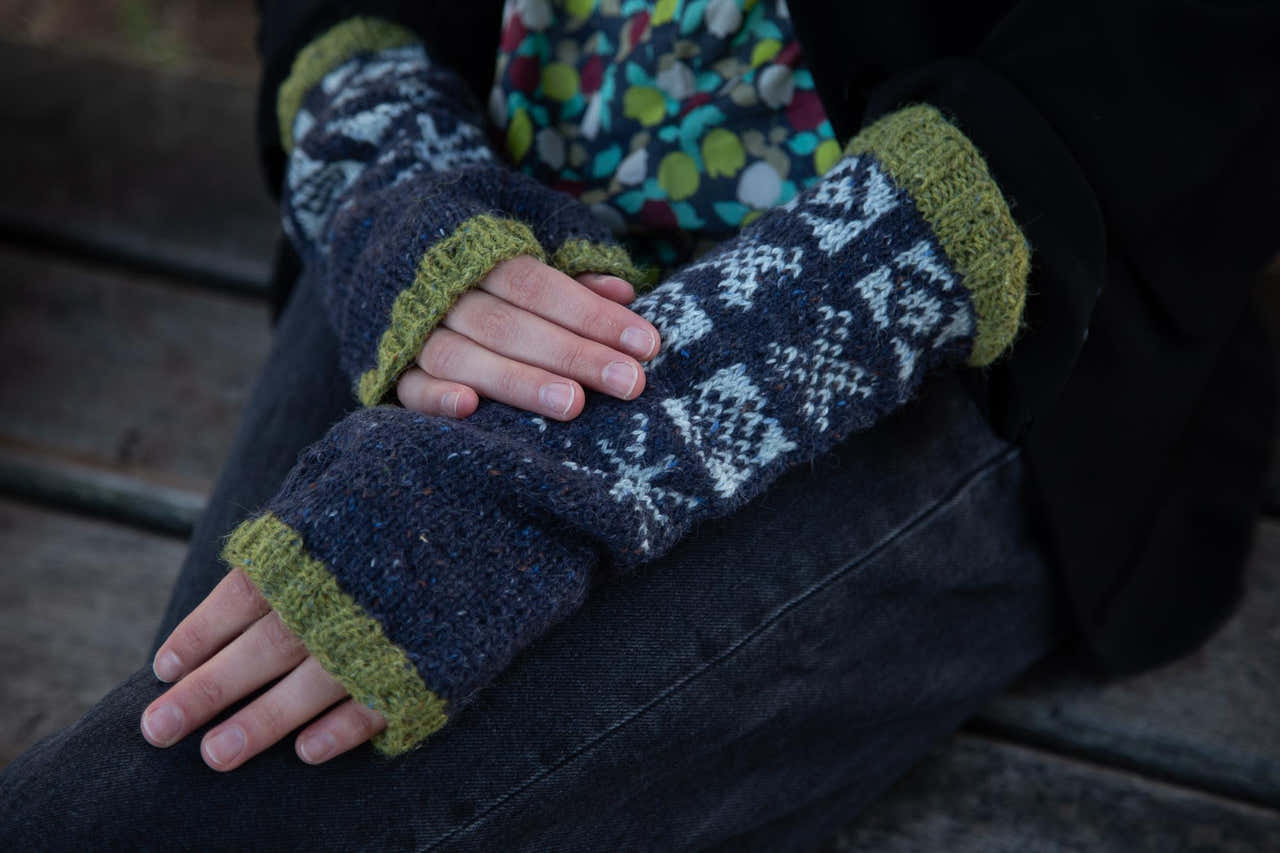 Glen Fairisle Fingerless Mittens