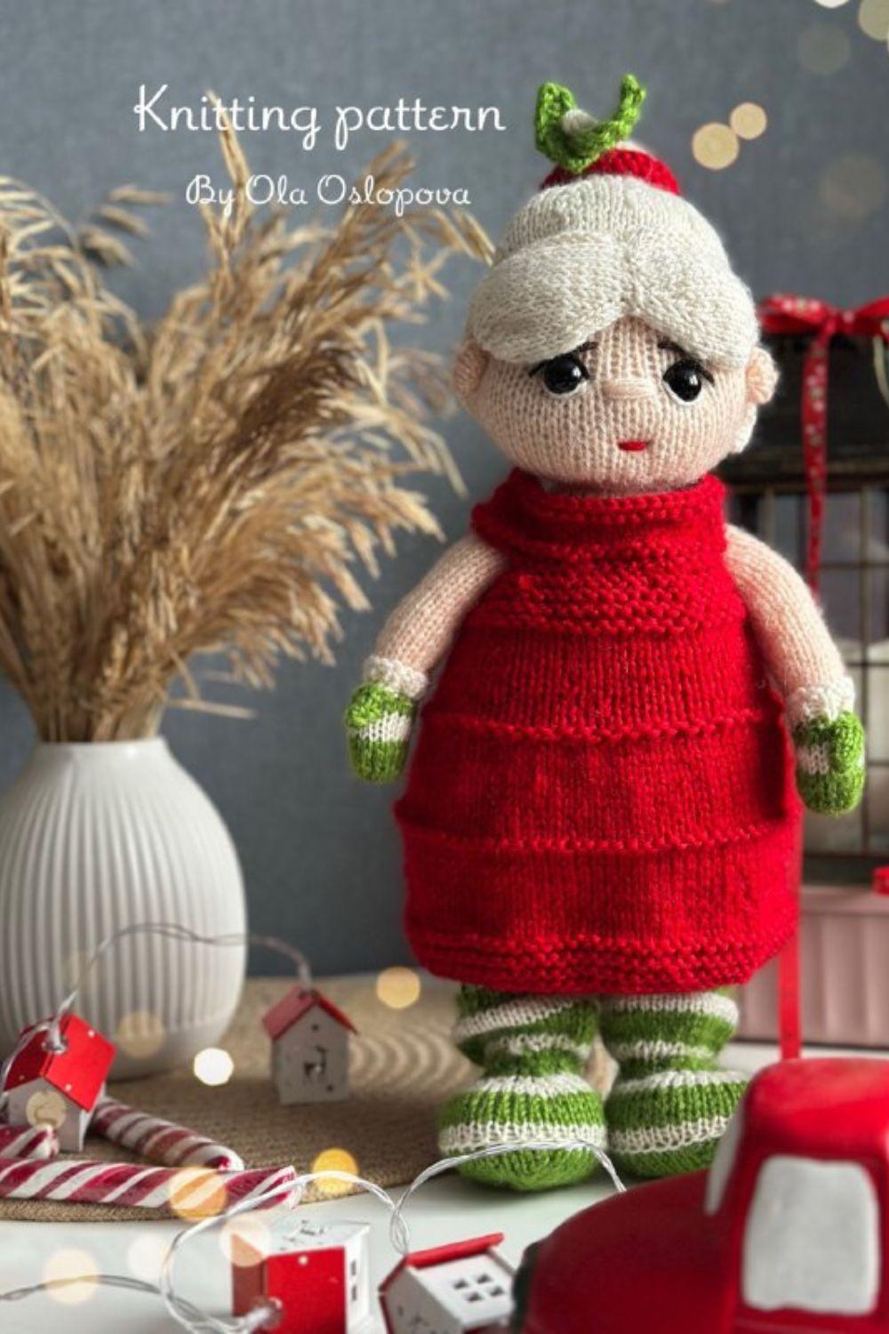 Mrs Claus knitting pattern