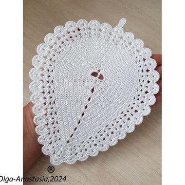Crochet cup stand