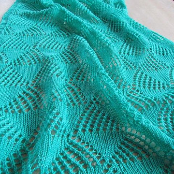 Triangulated Shift Lace Wrap