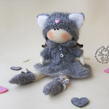 Doll Lady cat