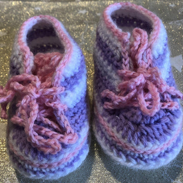 Babyschuhe Corina, Häkelanleitung