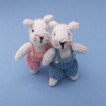 The Little Twin Mice