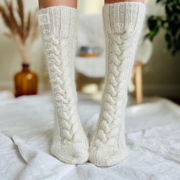 Cable knee socks