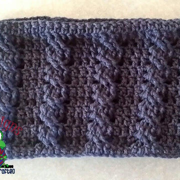 Amber Cabled Cowl