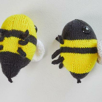 Buz & Belinda Bumblebee in Red Heart Amigurumi - LM6289 - Downloadable PDF