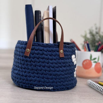 Recycled (t-shirt) yarn basket container-112
