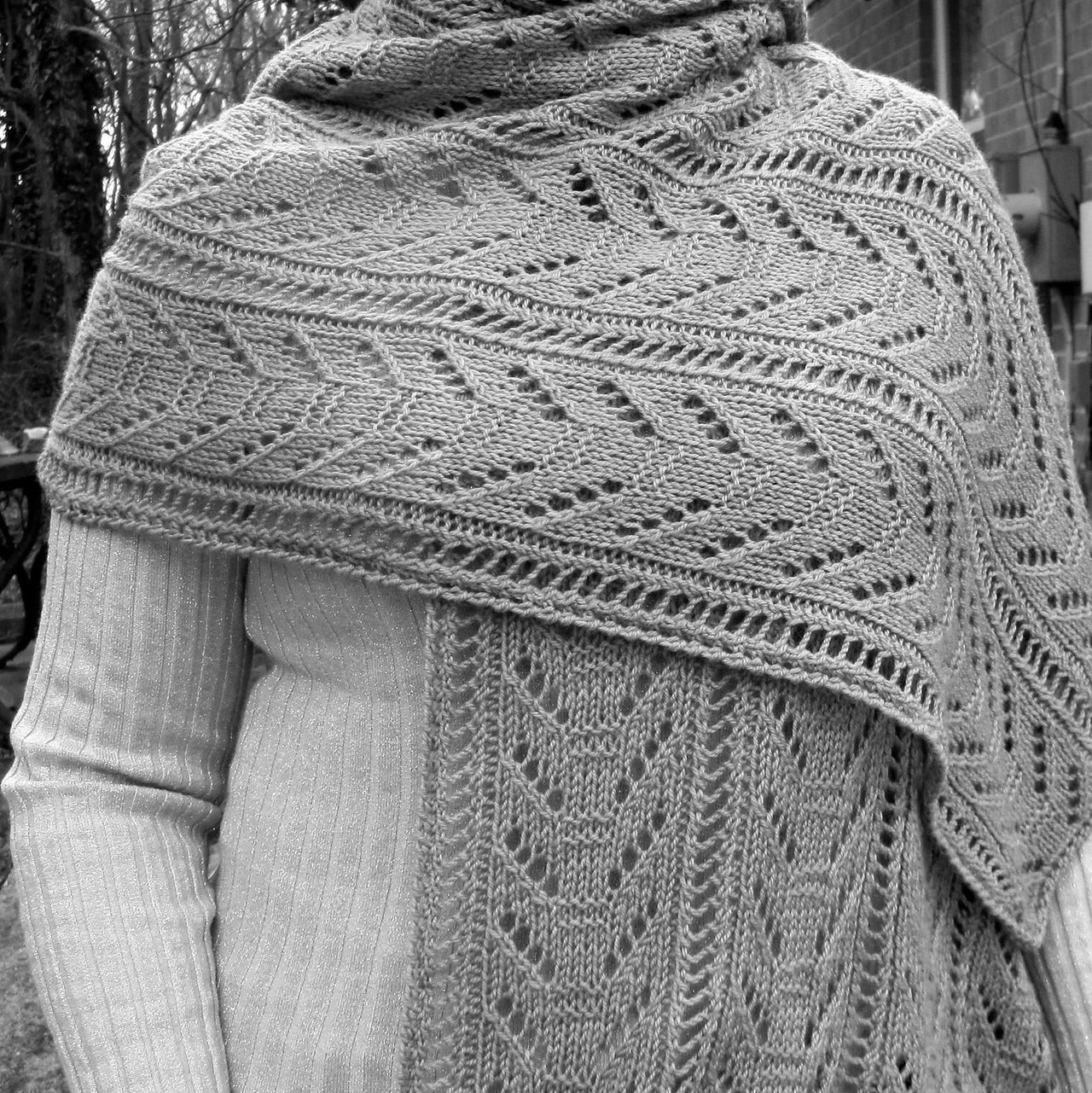 Newton's Favorite Easy Shawl