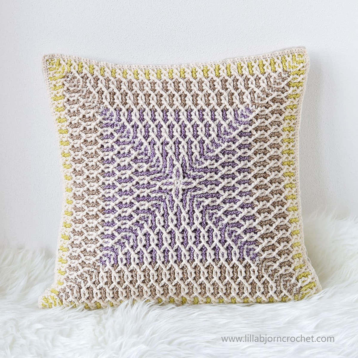Brioche Infinity Pillow