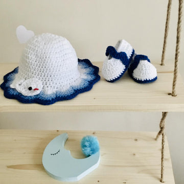 Baby Bootie & Hat Set N 245