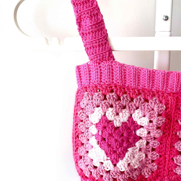 Heart granny square crop top pattern