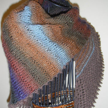Drop, garter & lace triangular shawl