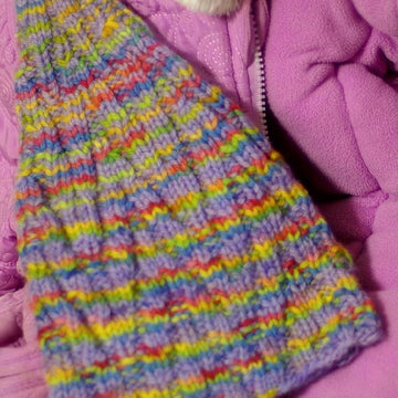 Peaks child's scarf and hat