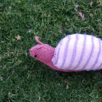 Knitted snail