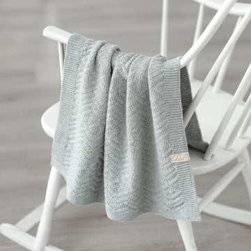 Reversible Blanket Zig Zag