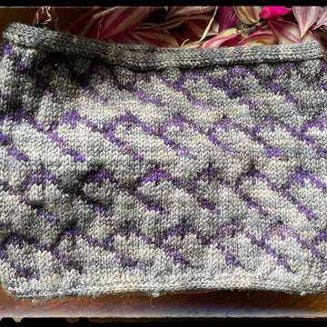 Vapra Cowl