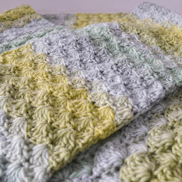 Gradient Shells Scarf