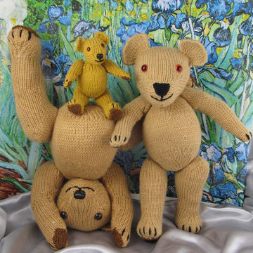 Classic Vintage Style Teddy Bear Family