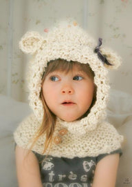 Ulla hooded cowl