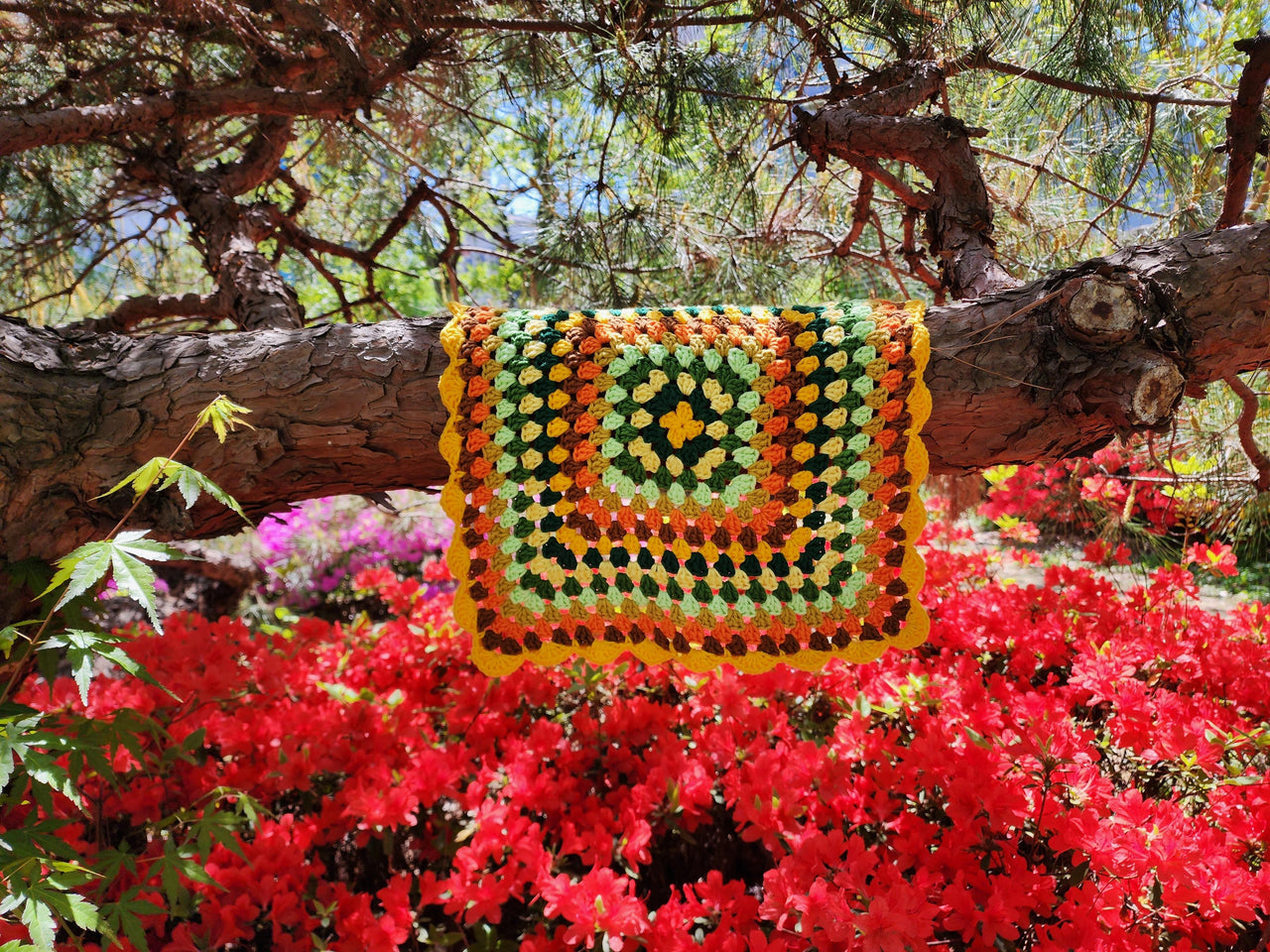 Fresh Spring Doily /Cover