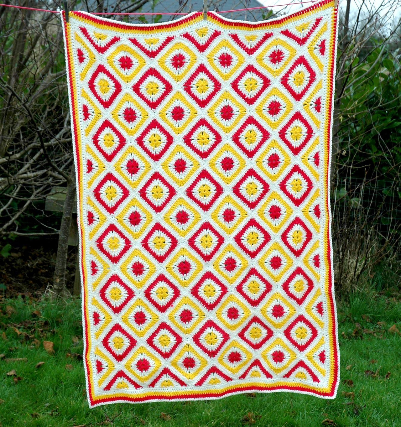 Tropical Daze Throw