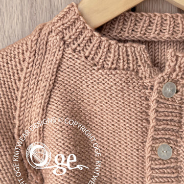 Round neck raglan sleeve cardi with cabled owls - P079