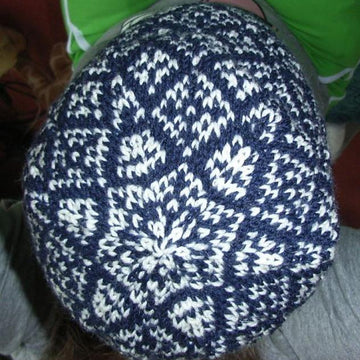 Snow argyle beanie