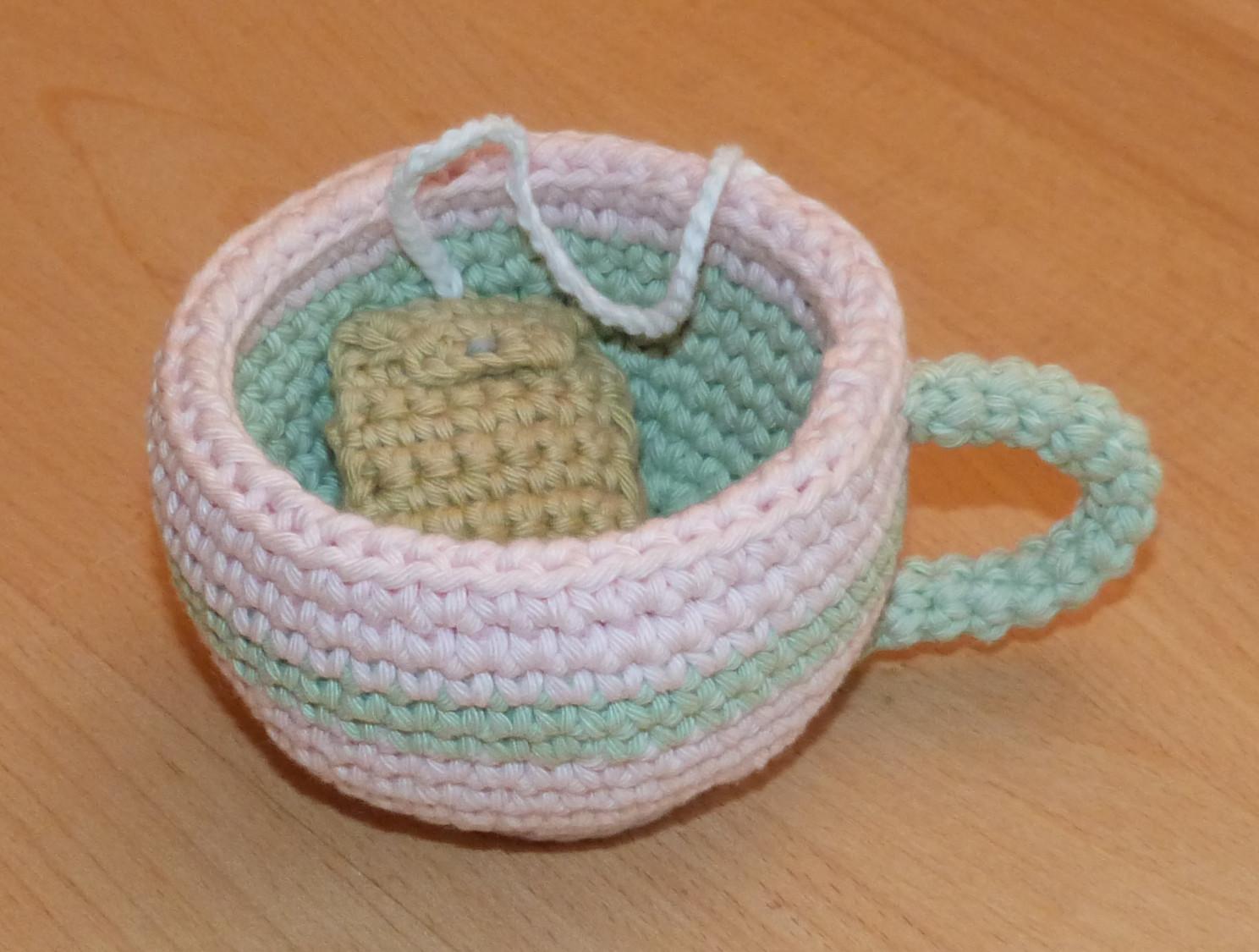 Cup and ball game: teacup