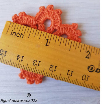 Crochet flower for 6 petals in autumn decor