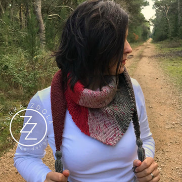 Ruth triangle scarf