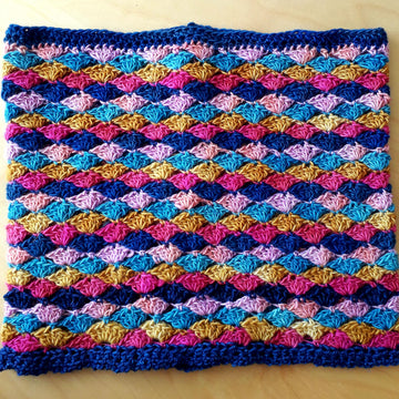 Shell Stitch Cowl