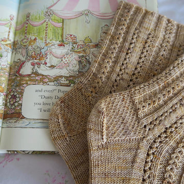 Honey Cream Socks