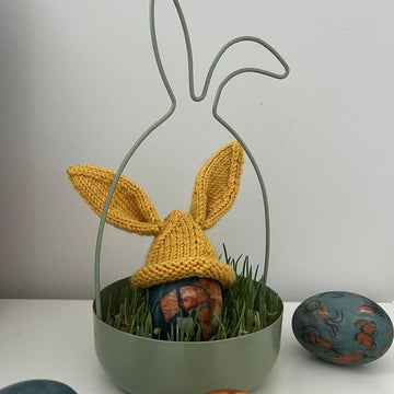 Bunny egg decor