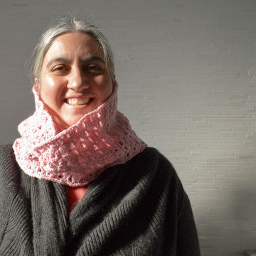 Pinky Circle Scarf