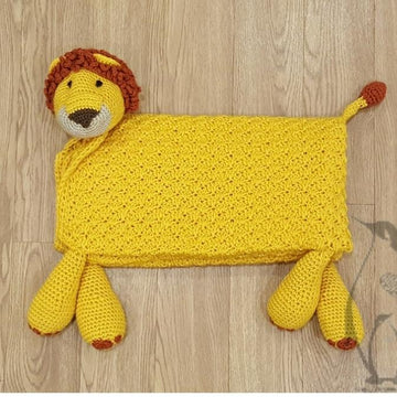 Noah's lion cot blanket